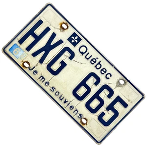 License Plate Quebec Canada HXG 665 Je Me Souviens Garage Decor Man Cave Cars - Picture 1 of 3