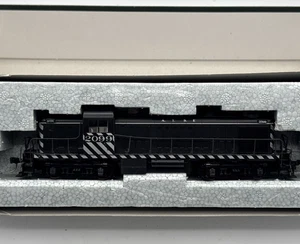 Kato 37-2501 HO Santa Fe Alco RS-2 Diesel Locomotive #2099 with Box EUC - Picture 1 of 20