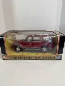 Redbox 1998 Lincoln Navigator - 1:24 Scale Die-Cast - Ford Official Licensed Prd - Picture 1 of 7