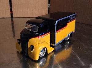 JADA TOYS D-RODS' 47.1/64   FORD COE van delivery yellow  loose  - Picture 1 of 5