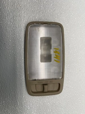 00-04 Toyota Avalon Rear Overhead Console Dome Map Light Lamp OEM ~81240-AA010 - Image 1 of 4