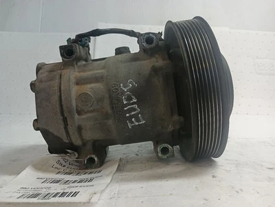 20721587 Volvo VNL AC bomba compressor e embreagem 8 ranhuras (11835050 - Imagem 1 de 4