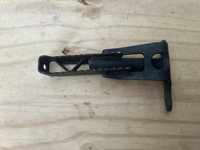 Reposapiés izquierdo Yamaha Moto 4 Yfm350 87 2x2 Foto 1 de 3