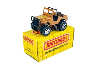 Matchbox Superfast MB5 Golden Eagle Jeep Eagle 4x4 - w/Yellow Grid Box - Picture 1 of 12