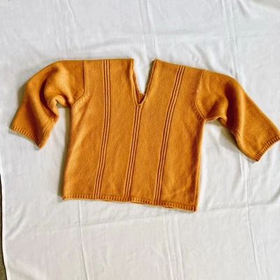 Jil Sander Women’s Yellow-Gold 100% Cashmere Sweater Size 40 Made in Italy - Image 1 of 4