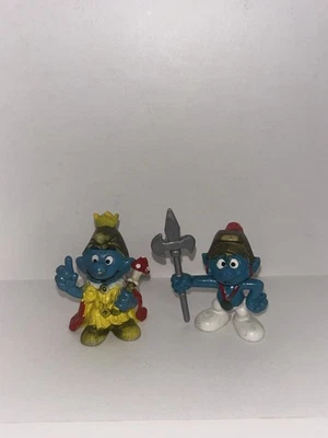 Lote De Colección Pitufos Figura Rey Emperador y Caballero Castillo Guardia Estatuilla 1979 Foto 1 de 4
