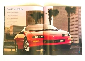 Chevrolet Camaro 1996 folleto de ventas Chevy Muscle Car RS Z28 convertible 26 páginas - Imagen 1 de 7