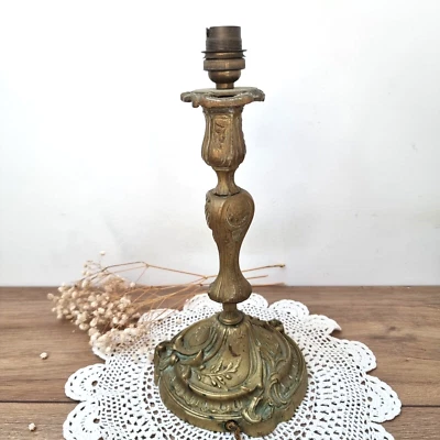 Pied de Lampe Fabriqué à Partir d'un Ancien Bougeoir - Bronze ? Laiton? - Photo 1/4