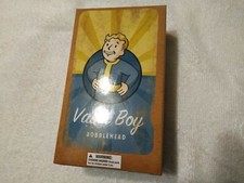 Loot Crate Exclusive Vault Boy Bobble Head Fallout 4 New Sealed 