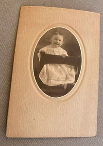Ephemera Scrap Antique Photo Old Baby Picture Smiling in Chair 9 by 6" Cabinet - Picture 1 of 3