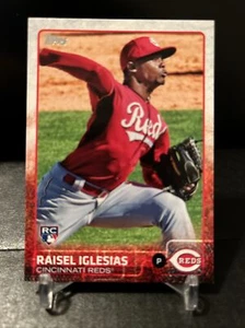 2015 Topps tarjeta de béisbol Raisel Iglesias Cincinnati Reds #427 - Imagen 1 de 2