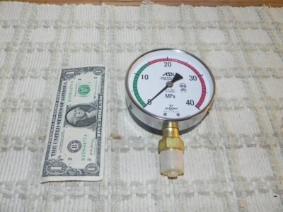 YAMAMOTO KEIKL   AKS-G 1/2 -100x 40MPa-14.5GR Pressure Gauge. 40psi - Image 1 of 4