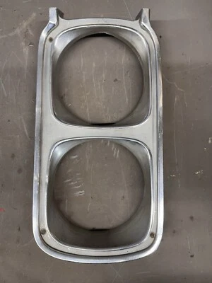 Plymouth Roadrunner 1969 faro bisel moldura satélite GTX ceja OEM Foto 1 de 4