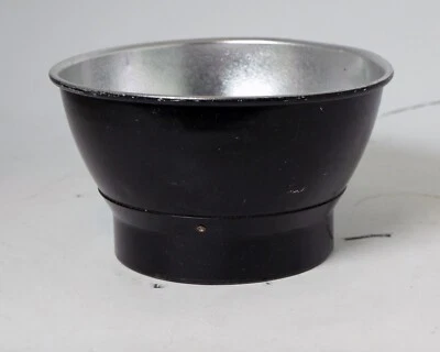 Speedotron 7" diameter Standard Reflector Studio Strobe Used - Image 1 of 3