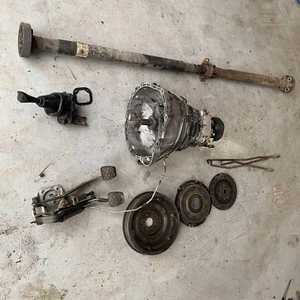 Mercedes-Benz W201 Manual Transmission Gearbox Swap 716.212 - Picture 1 of 24