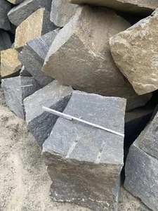 Mauersteine/Ansetzer Naturstein Granit - Bild 1 von 5