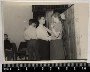old photo cute Children boys/girls dancing long hair - Picture 1 of 3