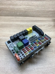 24412497 Fuse module Fits for Opel Zafira A - Picture 1 of 7