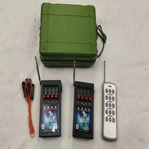 15Key 8 Cues wireless remote-equipment-wedding Christmas-fireworks Firing system - Picture 1 of 7