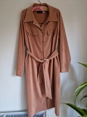 Vintage Mandy Marsh Tan Coloured dress With Belt Dress Size 14 - Image 1 of 4