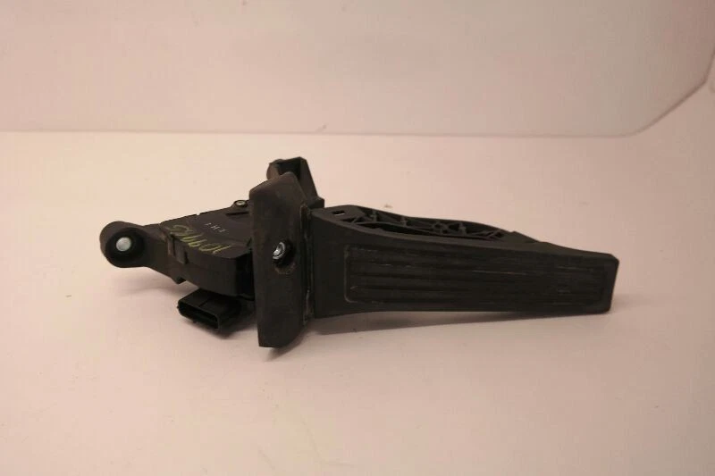 Pedal acelerador de gasolina Kia Optima 2014  Foto 1 de 4