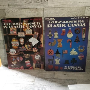 Old Timey & Holiday Magnets in PLASTIC CANVAS Needlepoint PATTERN BOOKLETS 2 - Picture 1 of 4