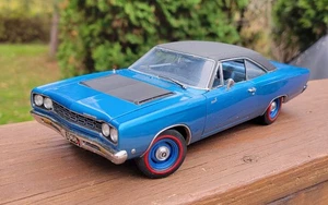 Danbury Mint 1968 Plymouth Road Runner Original Box Certificat Of Title - Picture 1 of 24