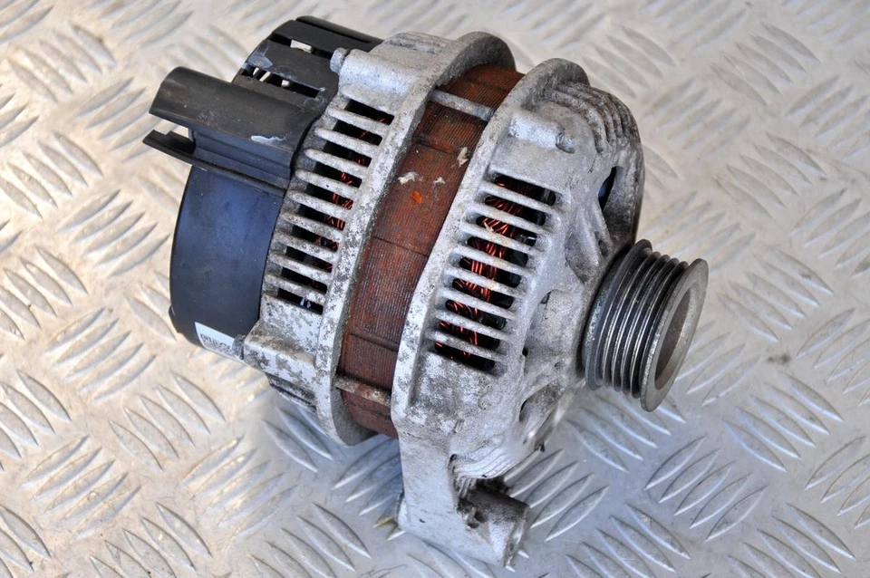 Alternador Land Rover Freelander 1 TD4 YLE000070 90/150A 2 pines Foto 1 de 2