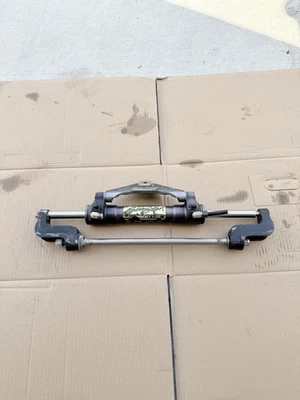 Dirección hidráulica fueraborda OEM Seastar HC5358 Yamaha 225 2 tiempos Ox66👍 Foto 1 de 4