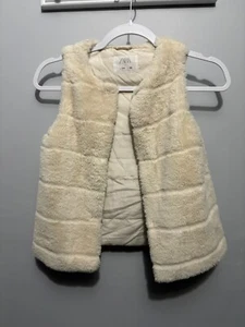 Zara Outerwear Collection Ivory Faux Fur Girls Kids Vest 8-9 - Picture 1 of 4