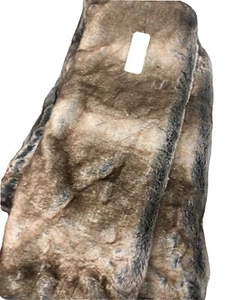 Nicole Miller Artelier Brown Faux Fur Throw Blanket 50x60 Luxury Designer NEW - Picture 1 of 13
