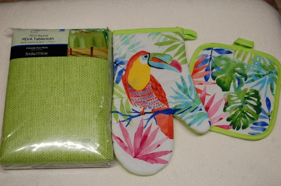 Kitchen GREEN VINYL TABLECLOTH 70" Round OVEN MITT & HOT PAD Tropical Bird - Image 1 of 1