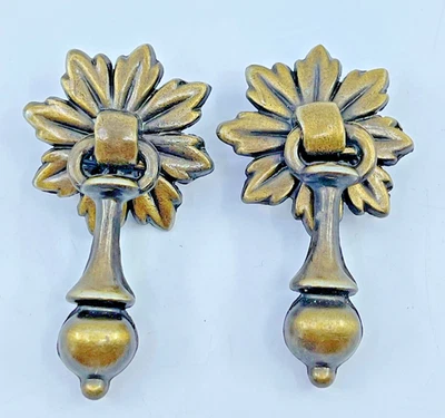 2 Brass French Provincial Antique Hardware Flower Pendant Drawer Drawer Cabinet - Image 1 of 4