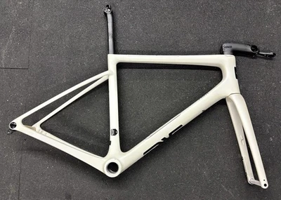Enve Fray 56cm Frameset - SALT Complete FRAMESET - Image 1 of 4