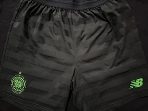 Celtic 3rd Shorts 2017/18 50th Anniversary Of Lisbon Medium Official Rare - Picture 1 of 6
