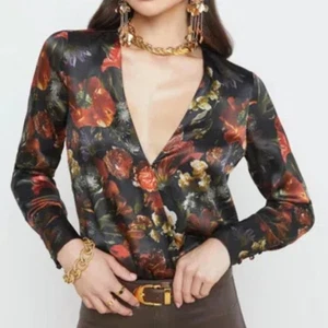 Body L'Agence Blaze en Negro Multi Pintura al Óleo Floral Profundo V Seda XS/T NUEVO - Imagen 1 de 11