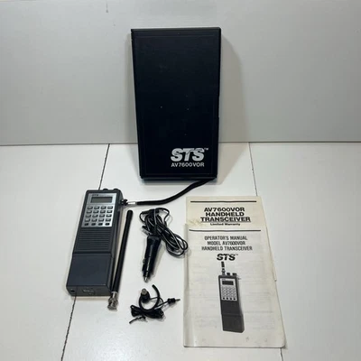 Transceptor portátil de aviación STS AV7600VOR 720 CH funcionando Foto 1 de 4