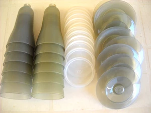 12 BASES VASOS TUPPERWARE GRIS AHUMADO PARFAIT/SUNDAE 754 TAPAS 296 TODO EN MUY BUENA CONDICIÓN - Imagen 1 de 6