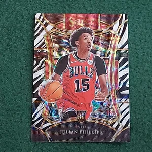 Julian Phillips 2023-24 Select Zebra Prizm SSP Mezzanine #331 Chicago Bulls - Picture 1 of 6