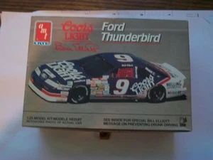 1991 AMT/ERTL Bill Elliott #9 Coors Light Beer FORD Thunderbird Model Kit #6740 - Bild 1 von 4