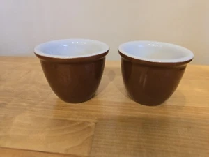 Set of 2 Vintage Hall Brown Pottery Ramekins / Custard Cups / Pudding Cups - Picture 1 of 4