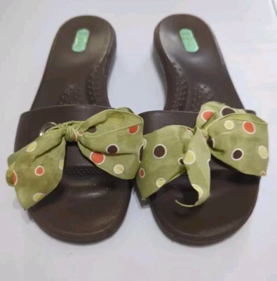 Сандалии женские OKABASHI M (6,5-7,5) коричневые с зеленым бантом шлепанцы комфортные сандалии - Изображение 1 из 4