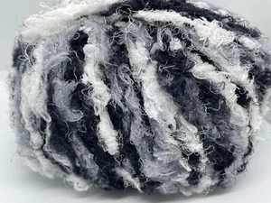 Berlini coniglio filato morbido 70 calderone 50 g 98y nero bianco gonfio ciglia corte lunghe - Foto 1 di 7
