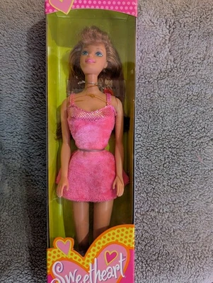 3 Sweetheart Barbies New In Box Foto 1 de 4