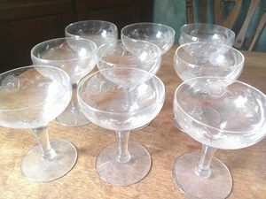 9 Vintage Etched Champagne Glasses 40's/50's - Picture 1 of 6
