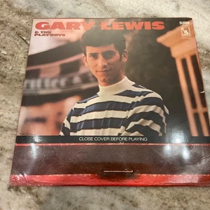 GARY LEWIS & THE PLAYBOYS LP CLOSE COVER BEFORE STRIKING 1969  LST-7606 SEALED - Picture 1 of 2