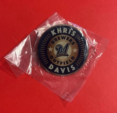 MILWAUKEE BREWERS KHRIS DAVIS Collector Player Pin 2008 MLB Baseball SGA - Image 1 of 2