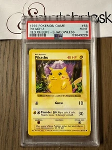 PSA 9 - Pokemon PIKACHU Guance Rosse - Set Base Senza Ombre Starter - 58/102 - Foto 1 di 2