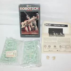 Robotech Tactical Unit #1136 2-in-1 Model Kit 1984 Revell Made in Japan with Box - Picture 1 of 12