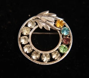 Vintage Round Broach Circle Pin with 4 Color Gems 7 Clear 1.25" - Picture 1 of 5